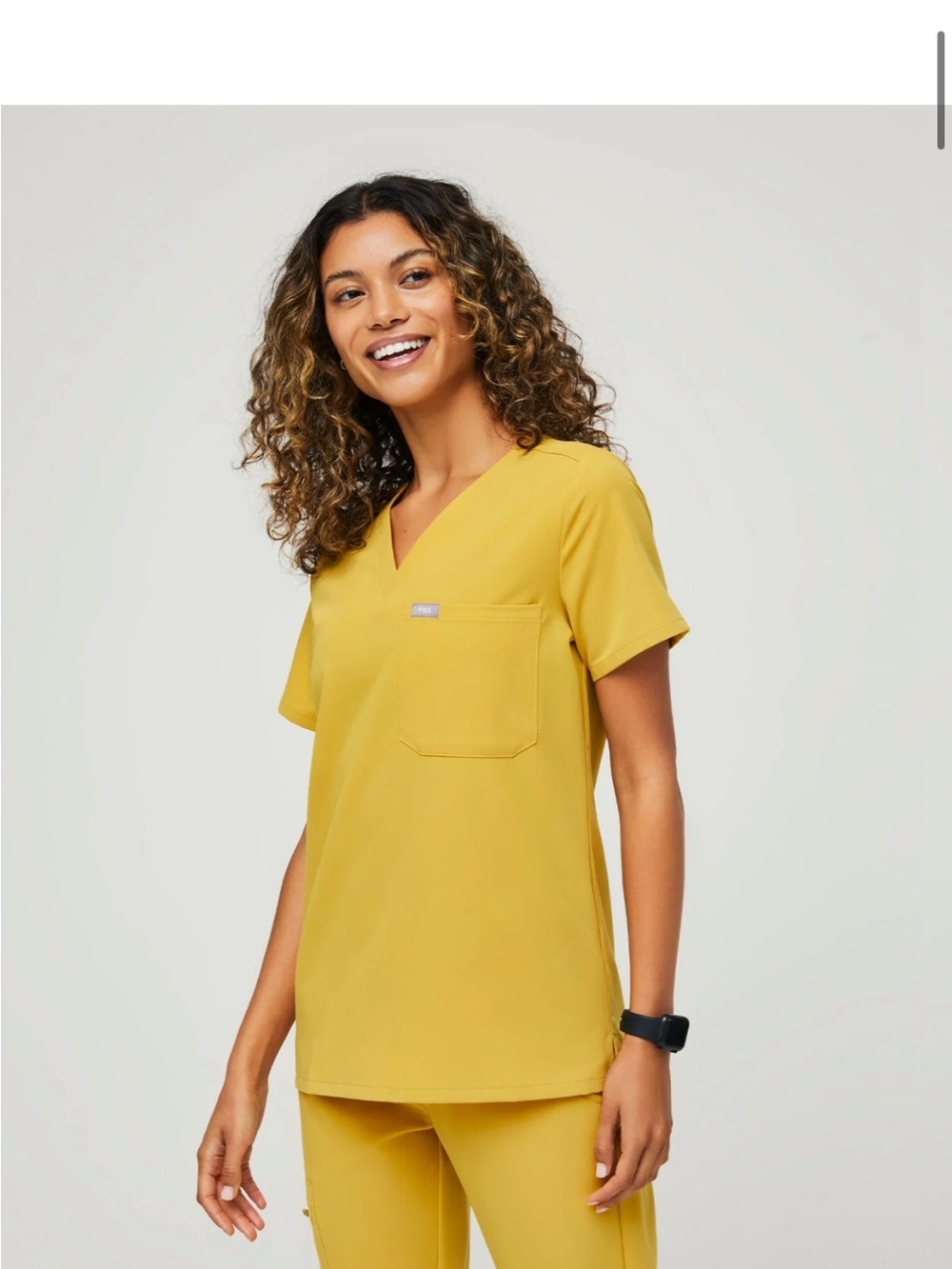 FIGS Women's Light Gold Set